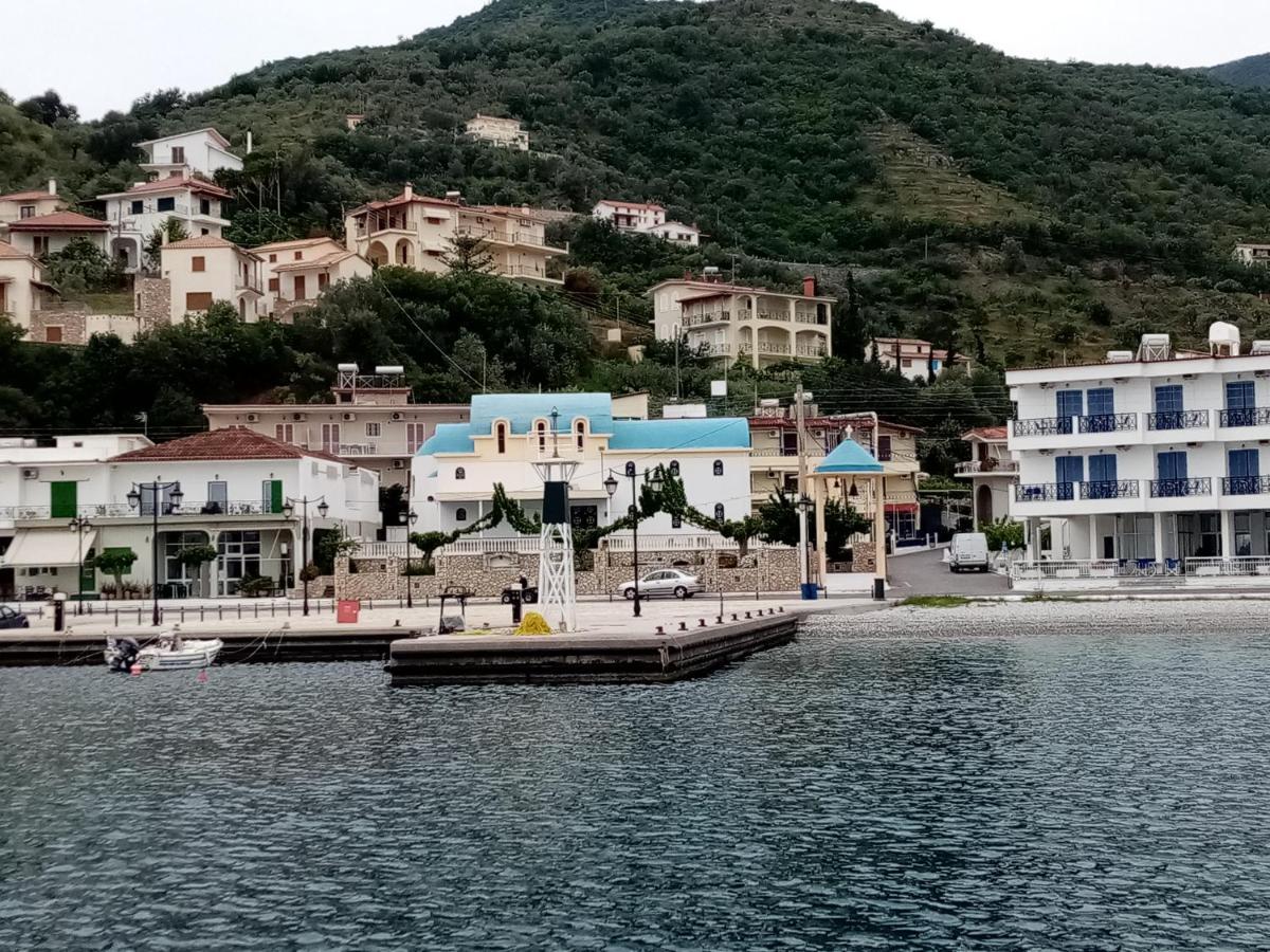 Kotsifas Rooms Tirós Dış mekan fotoğraf