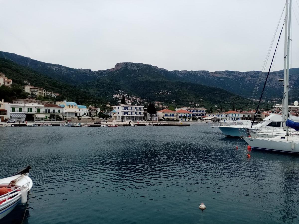 Kotsifas Rooms Tirós Dış mekan fotoğraf